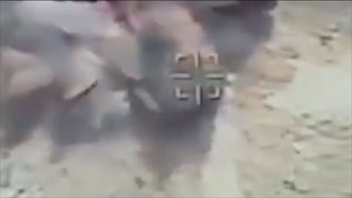 مقتل قيادي حوثي بارز بغارة لمقاتلات التحالف.. و "هادي" يحذر من حزب الله "جديد"