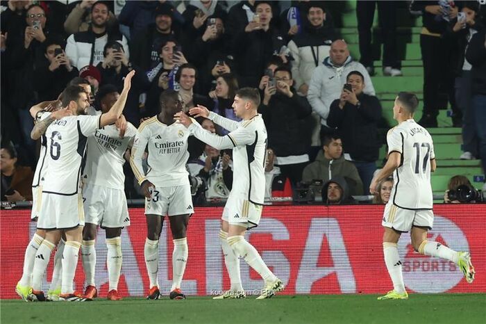 أنشيلوتي يحشد أسلحة ريال مدريد لإيقاف جيرونا