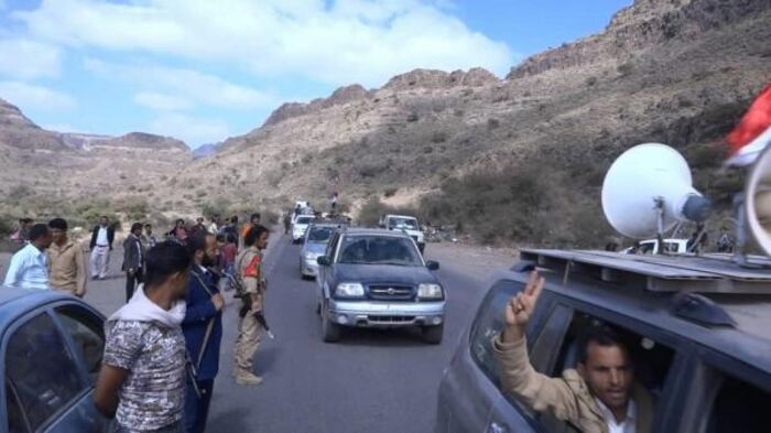 الحصين تقدم قافلة دعم لجبهة الحشاء بـ #الضالع