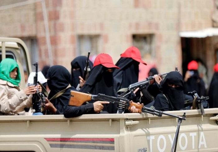 30 فتاة ثائرة من ابناء القبائل تعتقلها ميليشيا الحوثي بـ"صنعاء"