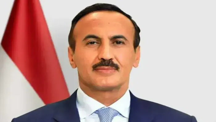 أحمد علي عبدالله صالح يعزّي في وفاة الشيخ ربيش بن كعلان