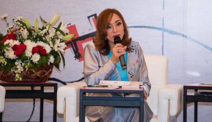 #أحلام_مستغانمي تعلن ندمها على هذه الرواية بعد ان وقعت في الفخ