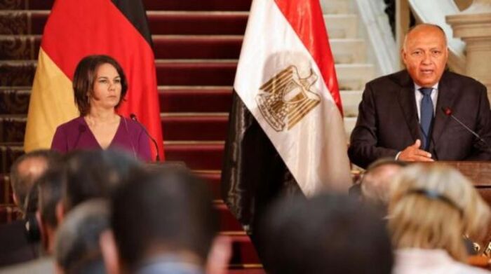 الخارجية المصرية تعلن إصابة أحد أعضاء السفارة المصرية في الخرطوم بطلق ناري
