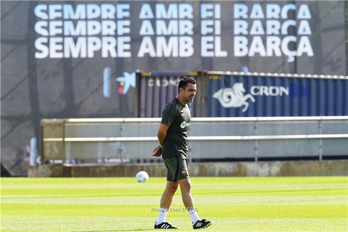 برشلونة يراقب نجوم الدوري السعودي
