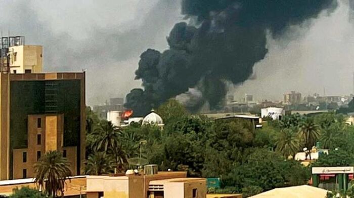 الطلبة اليمنيون العالقون في #السودان يشكون تفاقم معاناتهم وتجاهل مجلس القيادة والحكومة