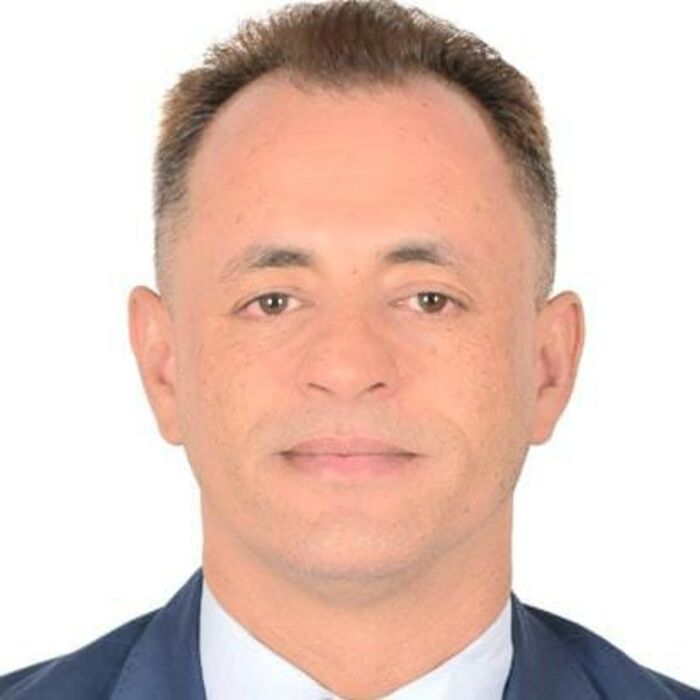 أيهما أشد خطرا؟ أيديولوجيا  أحمد مطهر الشامي التابع لجماعة أنصار الله أم جاسوسيته؟