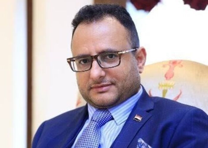 ‏الشتم والقذف في تاريخ الإمامة!