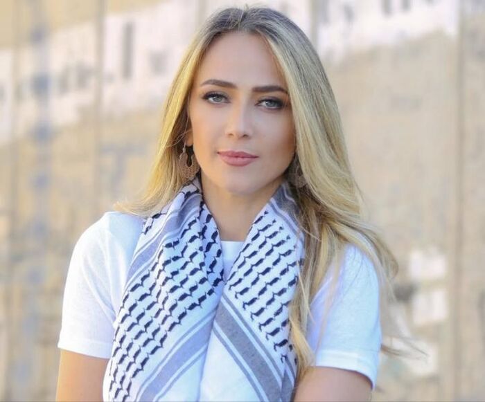 الفنانة الفلسطينية #دلال أبو آمنة توضح سبب رفضها المشاركة في معرض إكسبو دبي 2022