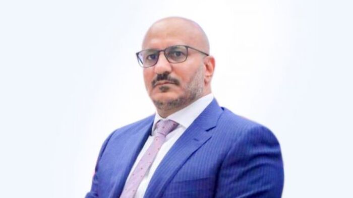 في اتصال هاتفي مع السفير.. العميد طارق صالح يقف على أوضاع الجالية اليمنية في تركيا عقب الزلزال المدمر