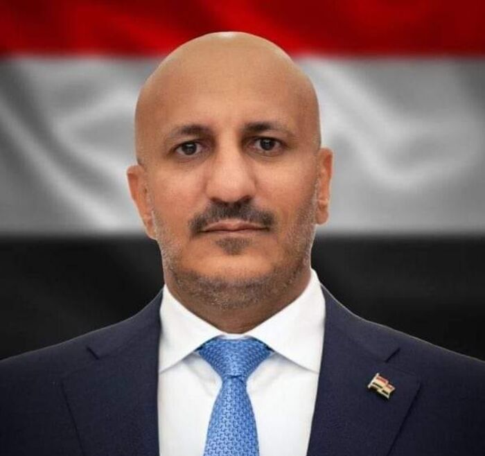 مهنئًا باليوم الوطني وذكرى التحرير.. طارق صالح: لن ينسى شعبنا مواقف الكويت