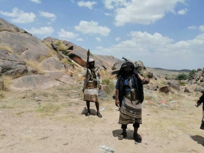 سقوط قتلى وجرحى إثر اندلاع اشتباكات بين مسلحين قبليين ومليشيا الحوثي في رداع