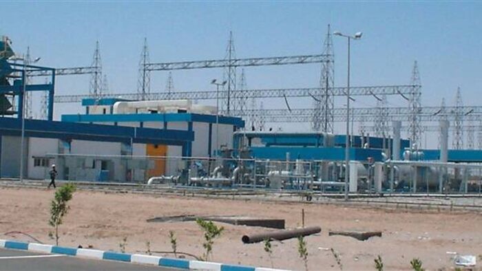 اشتباكات مسلحة تخرج محطة مأرب الغازية واتصالات يمن موبايل عن الخدمة