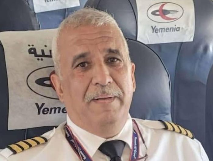 اعتقال طيار يمني في مطار عدن بتهمة اختطاف طائرة ونقلها إلى صنعاء